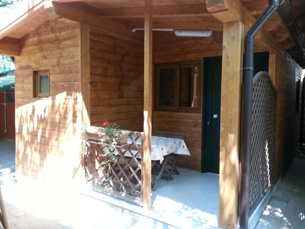 Camping Luni مارينا دي ماسا المظهر الخارجي الصورة