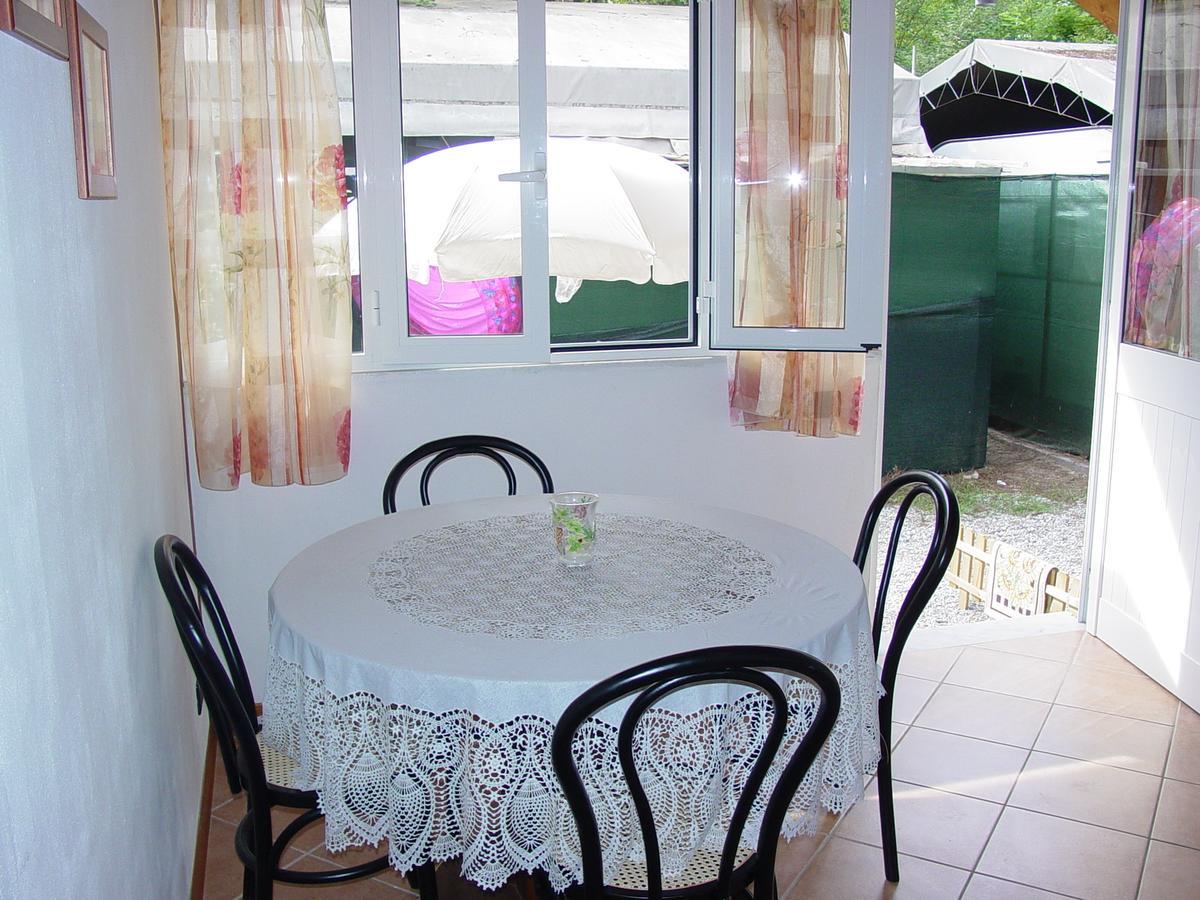 Camping Luni مارينا دي ماسا المظهر الخارجي الصورة